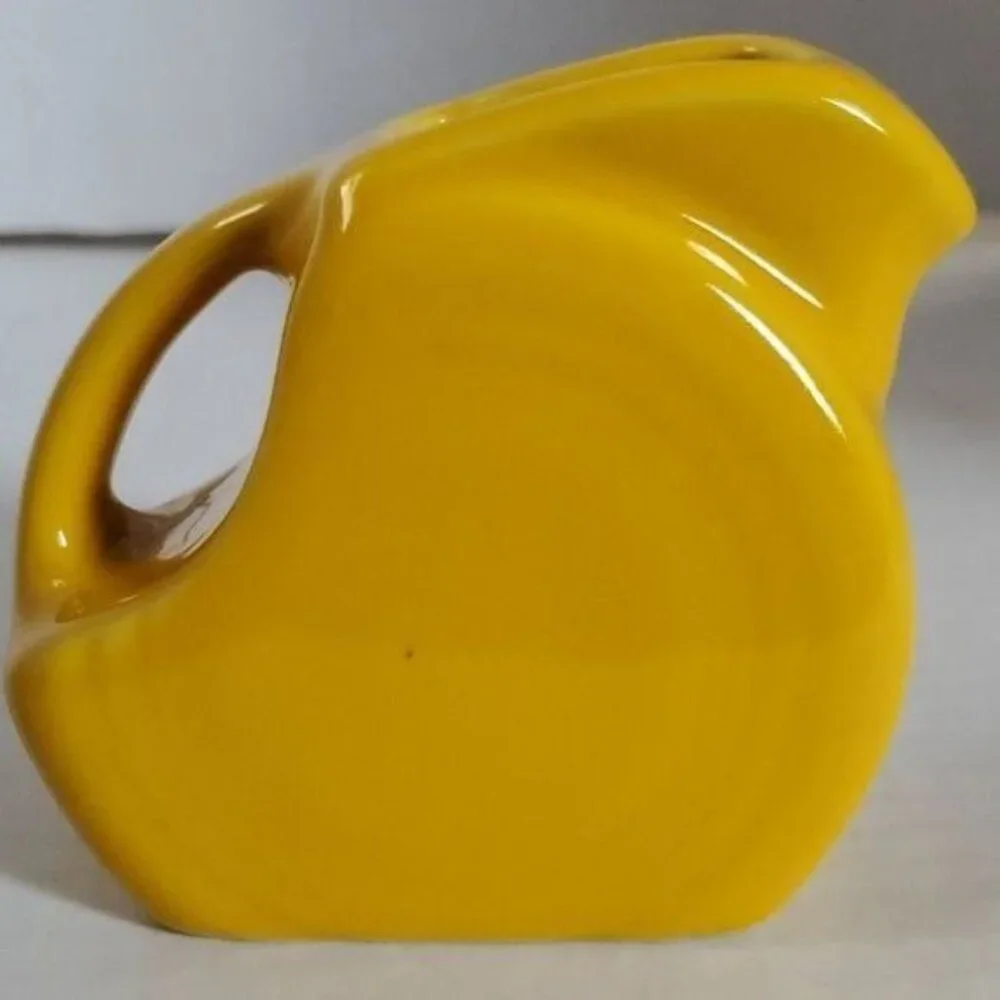 Fiestaware Fiesta Small CERAMIC Mini Disk Pitcher CARAFE Daffodil Yellow 4